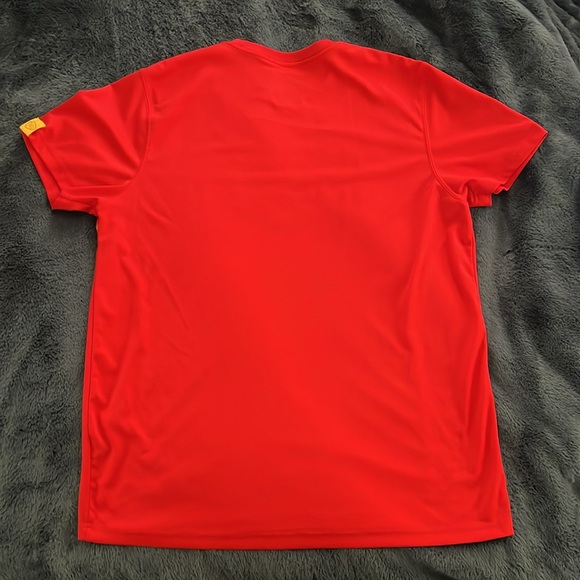 Kansas City Chiefs NFL Apparel. Lightweight, moisture wicking material. Men’s XL - Picture 3 of 3
